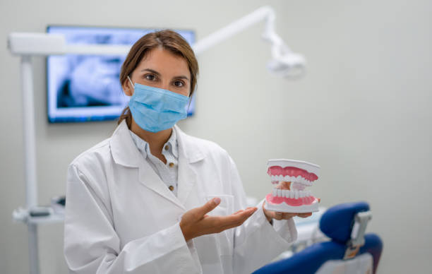 Best Emergency Dental Care for Abscessed Tooth in Iowa Colony, TX