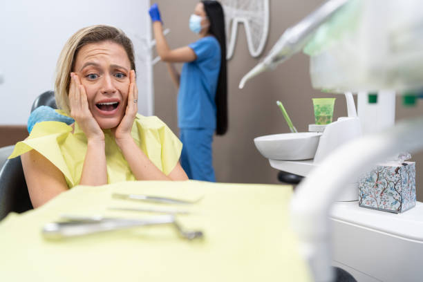 Best Broken or Cracked Tooth Emergency Dentist in Iowa Colony, TX